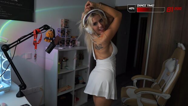 Collieesi leaked private photo uncensored HD quality