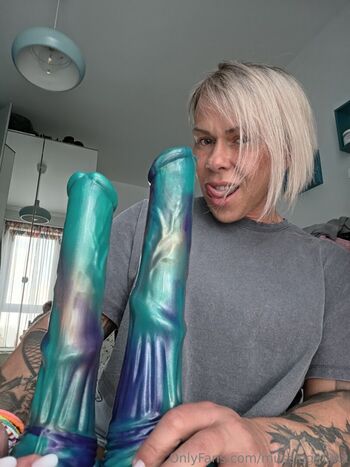 Crazyxbody  page leaked private photo uncensored HD quality