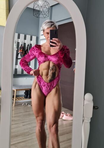 Crazyxbody  page leaked private photo uncensored HD quality