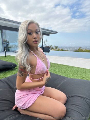 Creamycoconutxxx leaked private photo uncensored HD quality