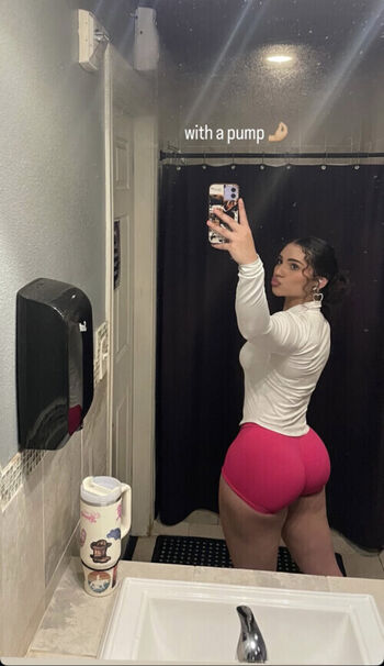 Curvy goddesses page leaked private photo uncensored HD quality