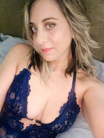 Cutesexymom page leaked private photo uncensored HD quality