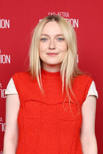 Dakota fanning page leaked private photo uncensored HD quality