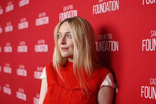Dakota fanning page leaked private photo uncensored HD quality