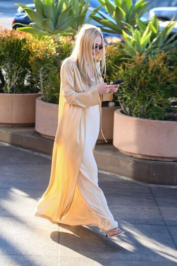 Dakota fanning leaked private photo uncensored HD quality