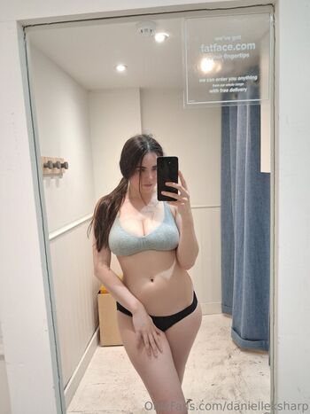Danielleksharp  page leaked private photo uncensored HD quality