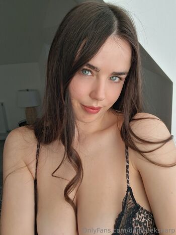 Danielleksharp  page leaked private photo uncensored HD quality