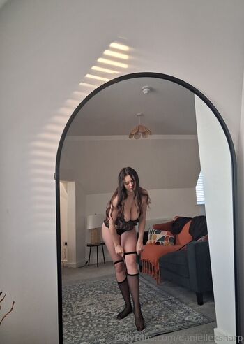 Danielleksharp  page leaked private photo uncensored HD quality