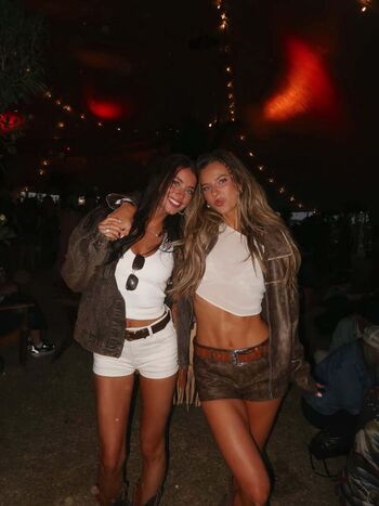Davis sisters leaked private photo uncensored HD quality
