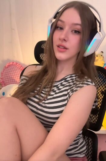 Diddly asmr leaked private photo uncensored HD quality