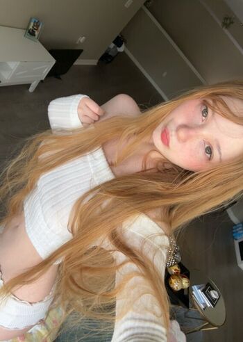 Diovana konigsreuter  page leaked private photo uncensored HD quality