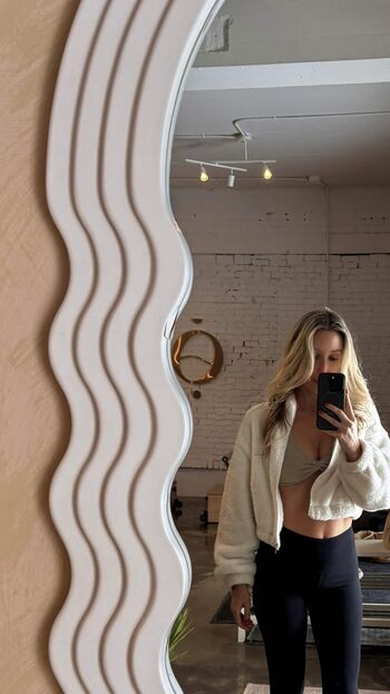 Djmissshelton  page leaked private photo uncensored HD quality