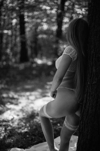 Doris sensual  page leaked private photo uncensored HD quality