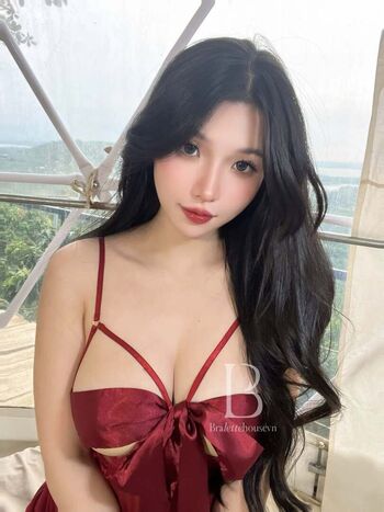 Duyenn hipp  page leaked private photo uncensored HD quality