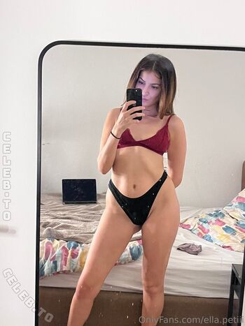 Ella petite leaked private photo uncensored HD quality