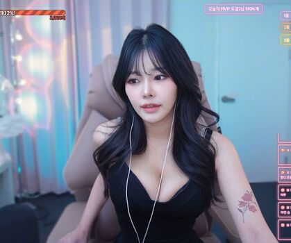 Elleeayo leaked private photo uncensored HD quality