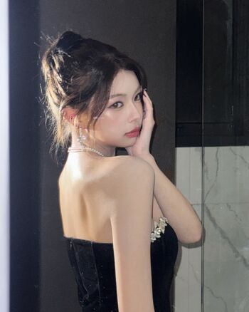 Elyn leong page leaked private photo uncensored HD quality