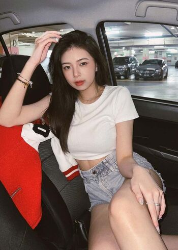 Elyn leong leaked private photo uncensored HD quality
