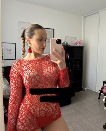 Emi mge leaked private photo uncensored HD quality