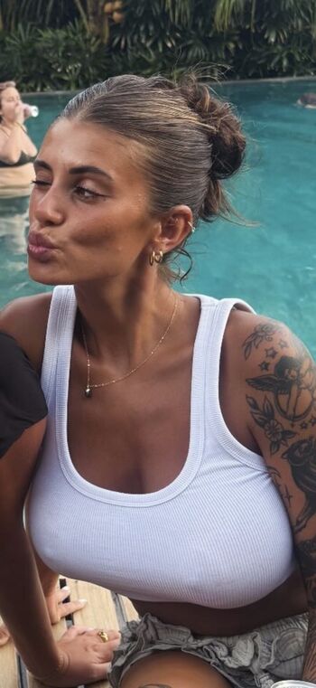 Emiiby  page leaked private photo uncensored HD quality