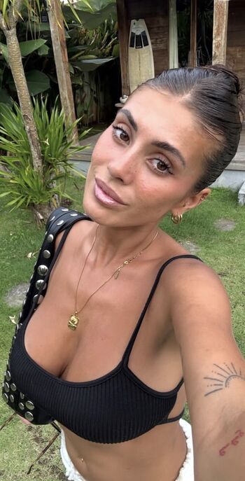 Emiiby  page leaked private photo uncensored HD quality