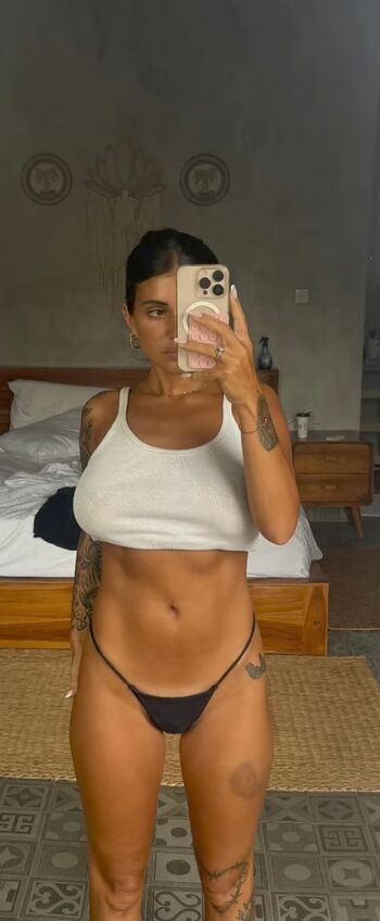 Emiiby  page leaked private photo uncensored HD quality