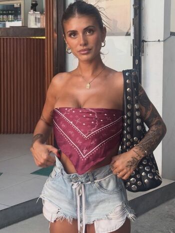 Emiiby  page leaked private photo uncensored HD quality