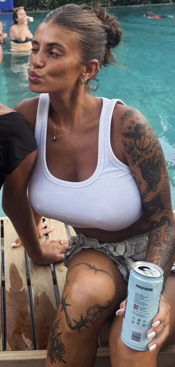 Emiiby  page leaked private photo uncensored HD quality