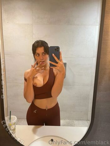 Emily black  page leaked private photo uncensored HD quality