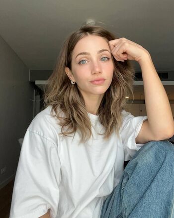 Emily rudd leaked private photo uncensored HD quality
