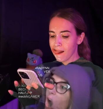 Emilycc leaked private photo uncensored HD quality