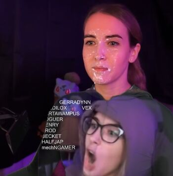 Emilycc leaked private photo uncensored HD quality