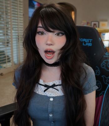 Emiru  page leaked private photo uncensored HD quality