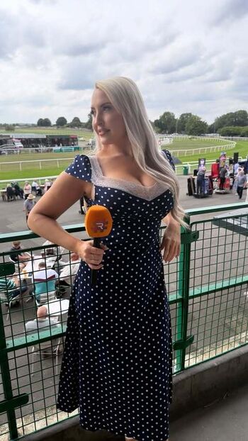 Emma jones leaked private photo uncensored HD quality