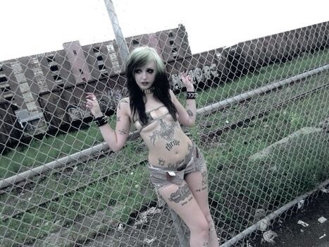 Emoemz page leaked private photo uncensored HD quality