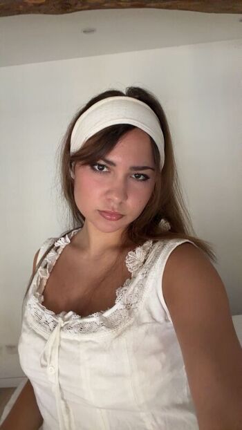 Ester dobrik page leaked private photo uncensored HD quality