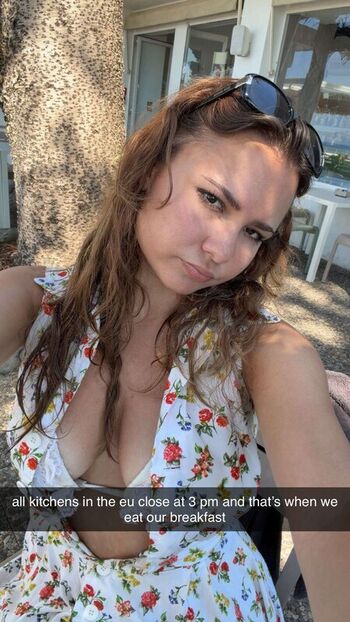 Ester dobrik page leaked private photo uncensored HD quality
