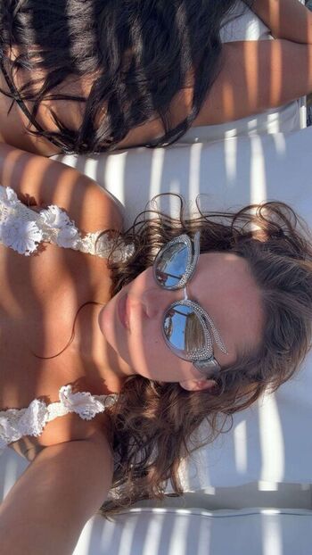Ester dobrik page leaked private photo uncensored HD quality