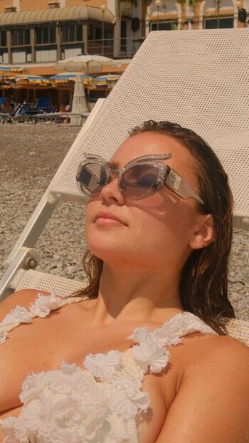 Ester dobrik page leaked private photo uncensored HD quality