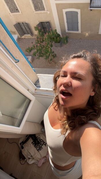 Ester dobrik page leaked private photo uncensored HD quality