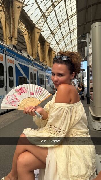 Ester dobrik page leaked private photo uncensored HD quality