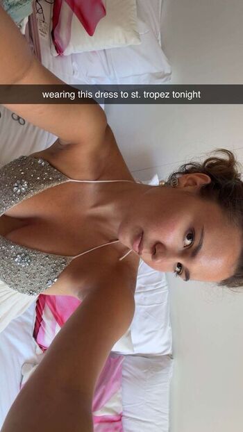 Ester dobrik page leaked private photo uncensored HD quality