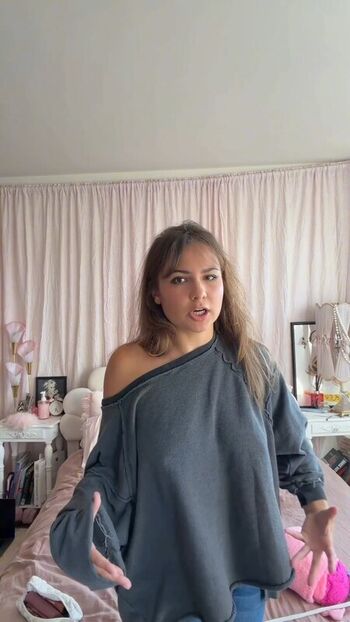 Ester dobrik page leaked private photo uncensored HD quality
