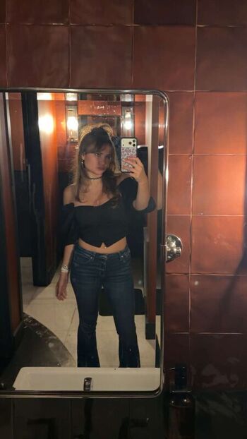 Ester dobrik page leaked private photo uncensored HD quality