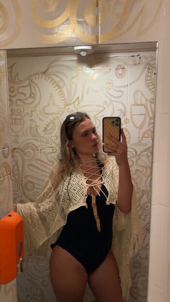 Ester dobrik page leaked private photo uncensored HD quality