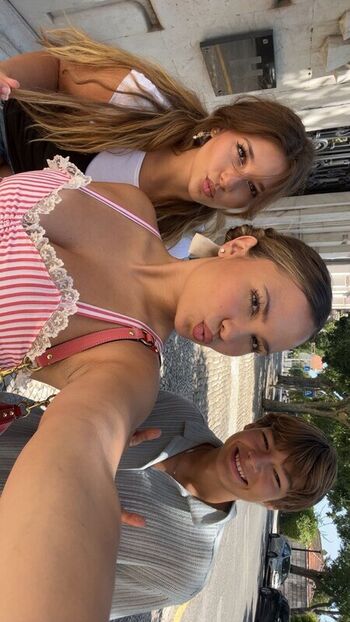 Ester dobrik page leaked private photo uncensored HD quality