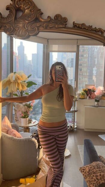 Ester dobrik page leaked private photo uncensored HD quality