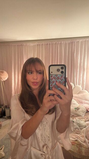 Ester dobrik page leaked private photo uncensored HD quality
