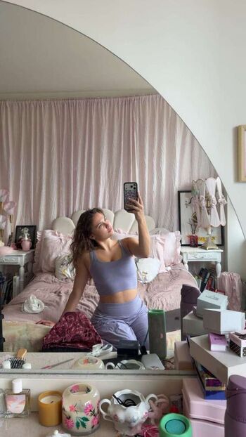 Ester dobrik page leaked private photo uncensored HD quality