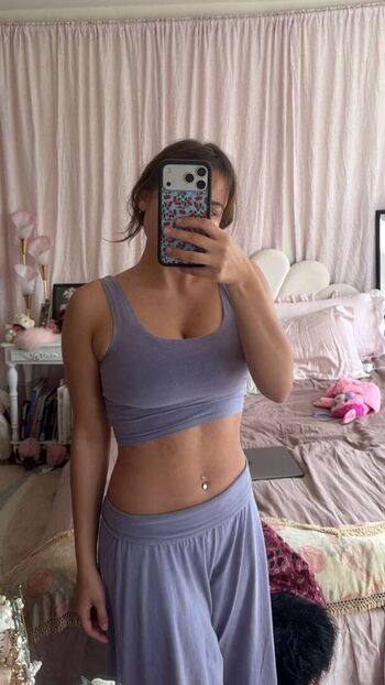 Ester dobrik page leaked private photo uncensored HD quality